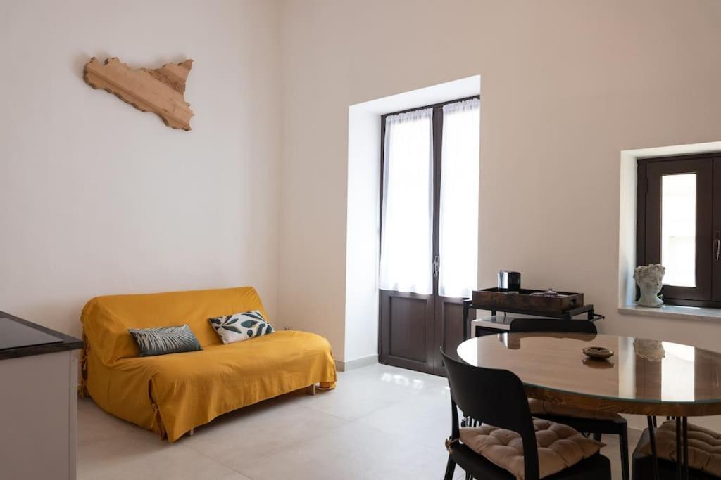 Collegiata Apartment - Catania Downtown Exterior foto
